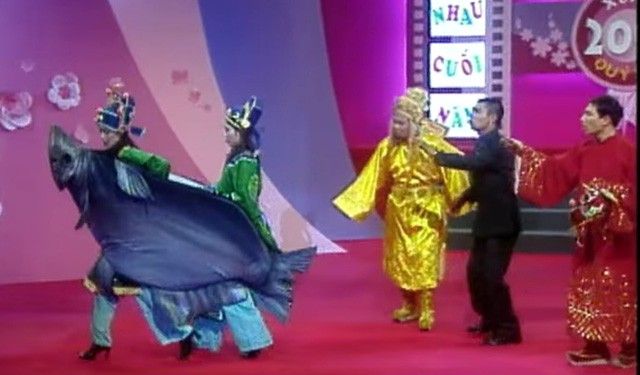 trang-phuc-tao-quan-len-doi-the-nao-qua-cac-nam