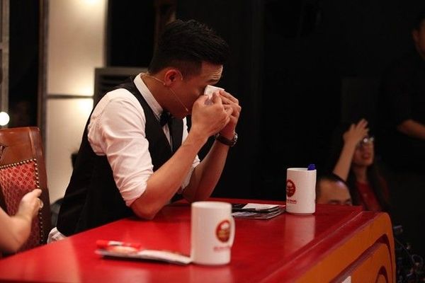 Tran_Thanh_roi_le_1
