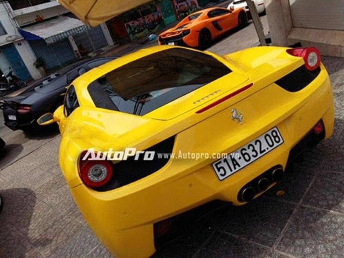 Chiếc Ferrari 458 Italia này vốn đã rất quen thuộc với giới chơi xe cả nước.